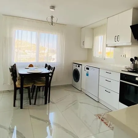 Apartment E-my Marina *